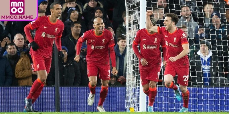 Theo dõi đội hình ra sân